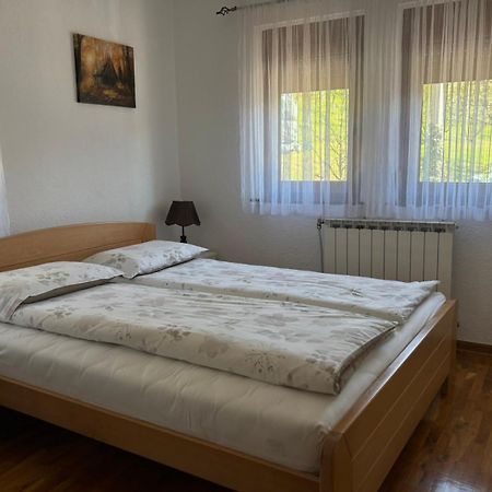 The View Apartment Visoko Esterno foto