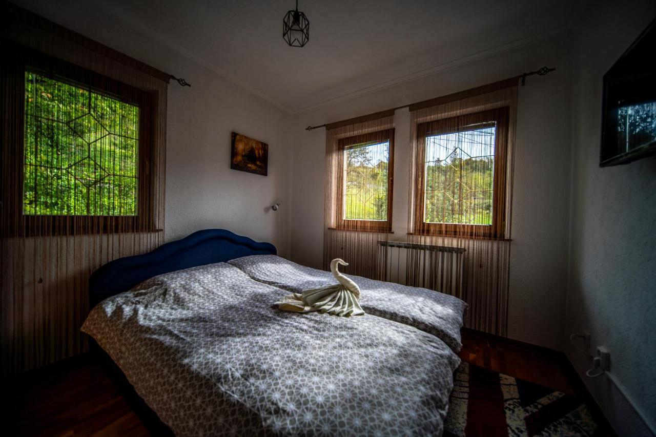 The View Apartment Visoko Esterno foto