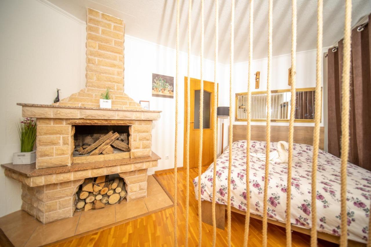 The View Apartment Visoko Esterno foto