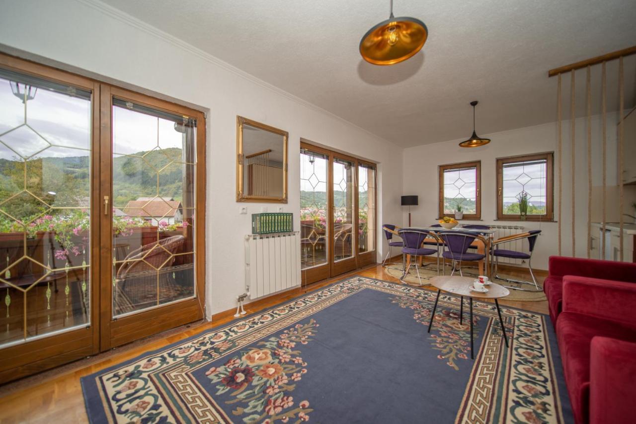 The View Apartment Visoko Esterno foto