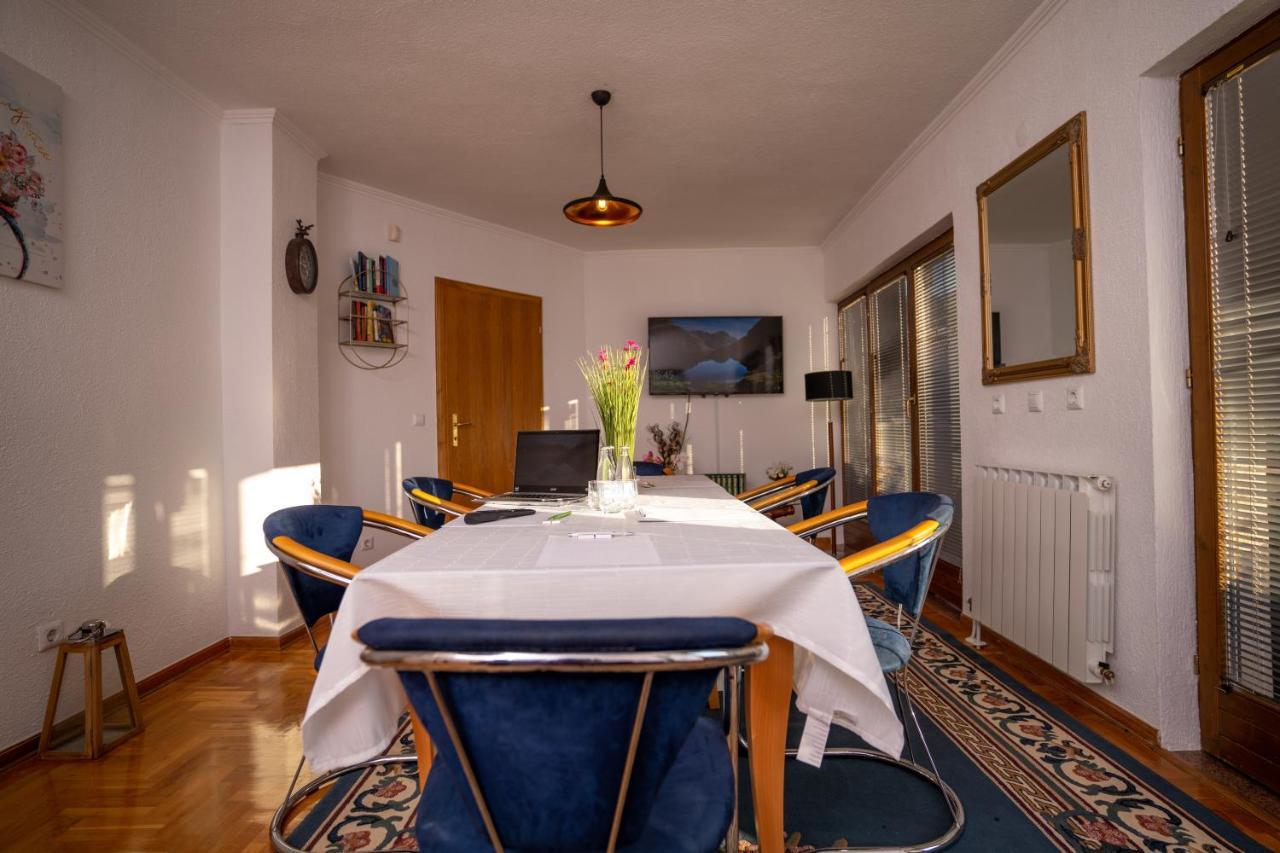 The View Apartment Visoko Esterno foto