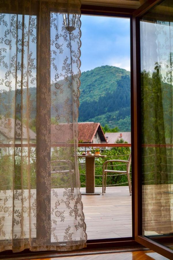 The View Apartment Visoko Esterno foto