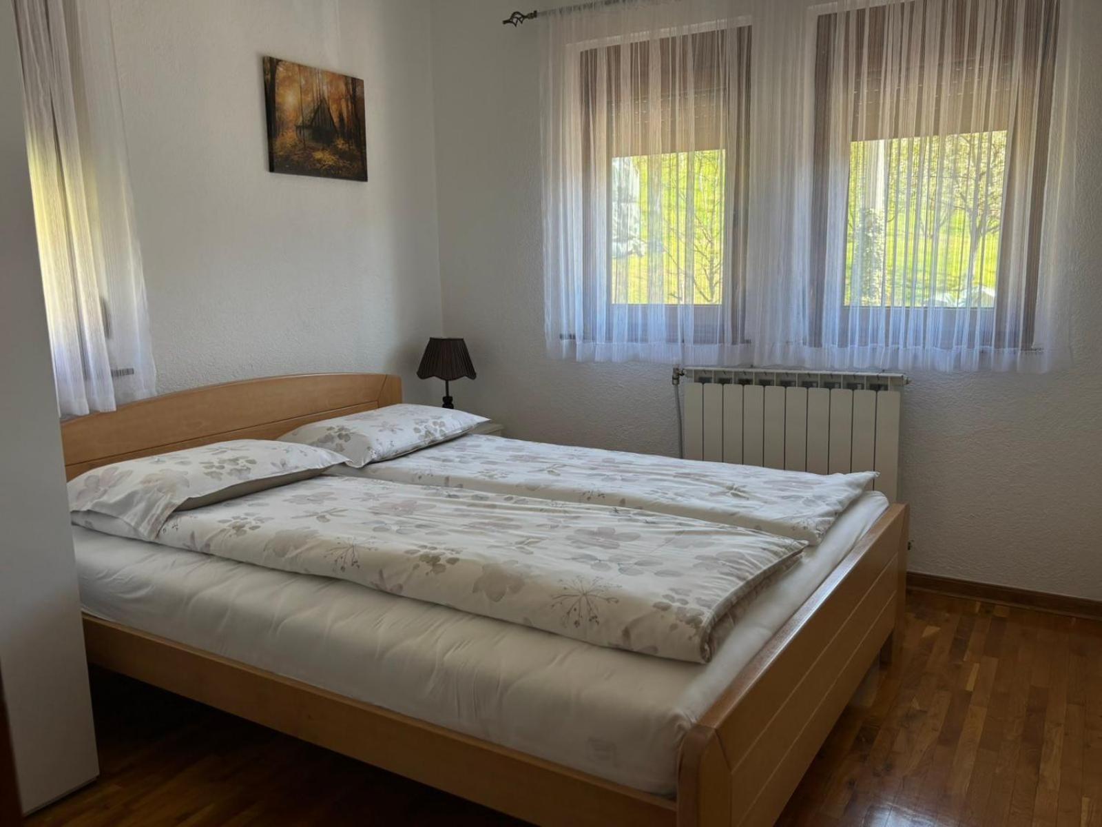 The View Apartment Visoko Esterno foto